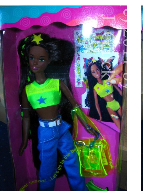 First Teen Nikki, new afro american doll in 1996, friend of Teen Skipper, never removed from box