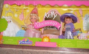 Kelly Dress Up Friends set