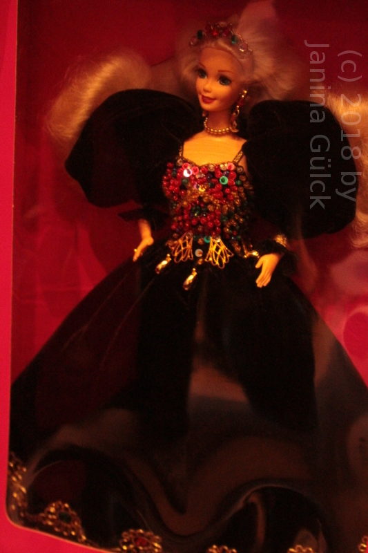 Jeweled Splendor Barbie 1994 FAO Schwarz